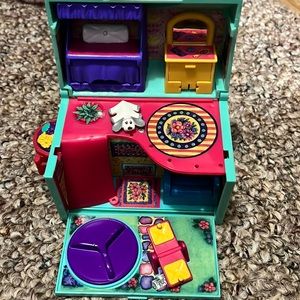 Vintage pound puppy playset